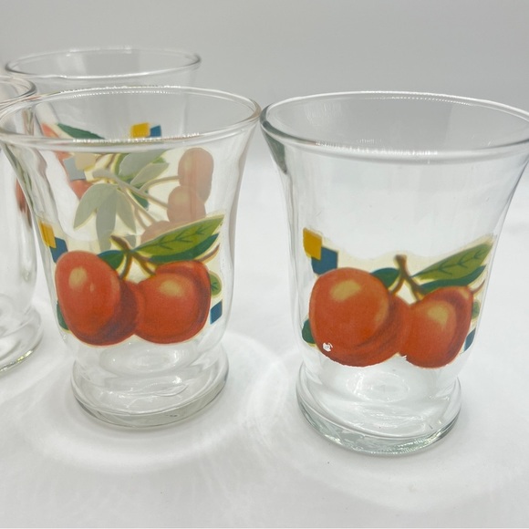 Vintage Mid-Century Cherry Fruit Pattern Cordial Shot Glasses- set of 4 - Picture 4 of 8